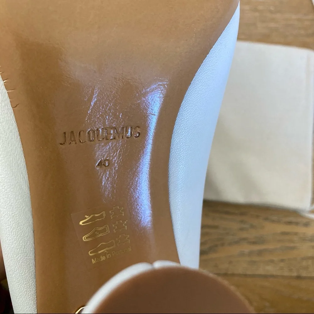 JACQUEMUS Les Chaussures Shoes In White - Picture 5 of 11